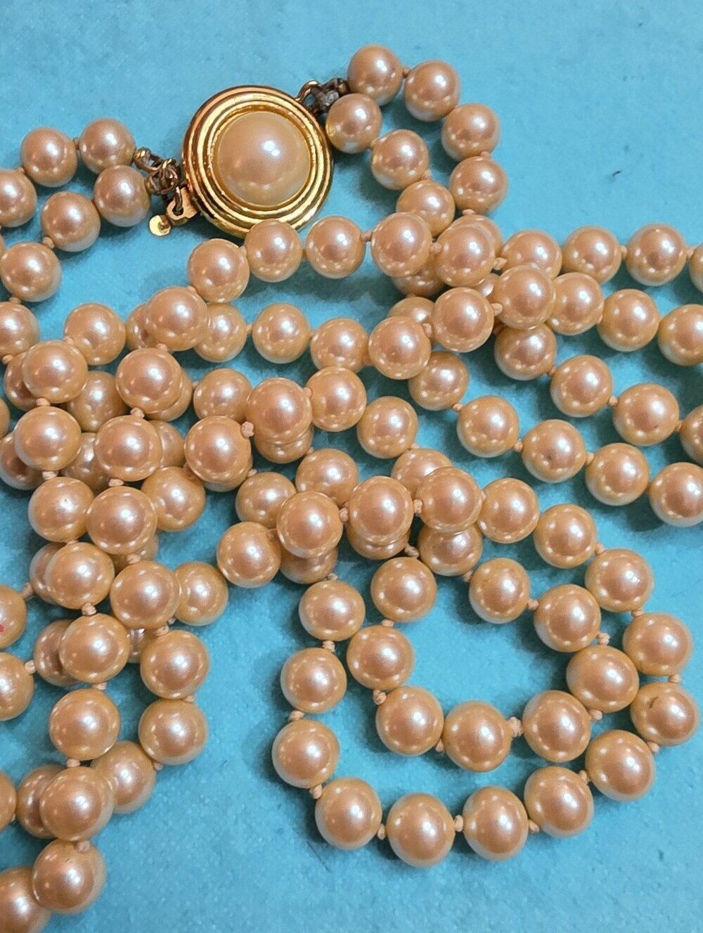 ANN TAYLOR 24 IN 7.8 MM FAUX PEARL NECKLACE - Picture 2 of 4
